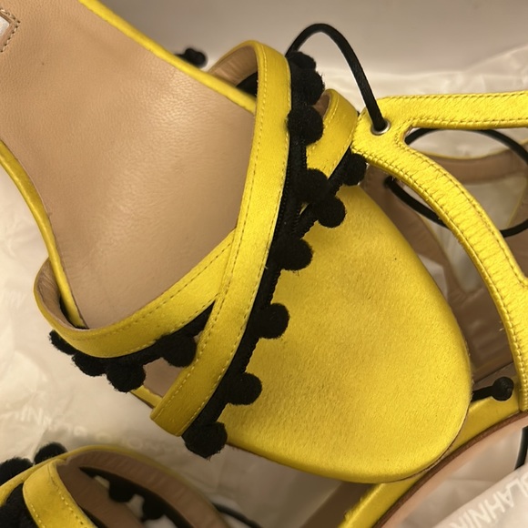Manolo Blahnik Esparra Satin Yellow Stiletto Heels - Picture 6 of 10
